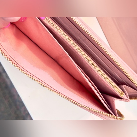 Pink Prada Wallet - Picture 9 of 10